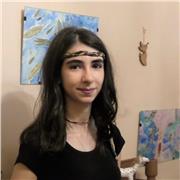 Etudiante franco-arménienne donne des cours d'arménien en ligne. (le français et l'arménien étant des langues maternelles)